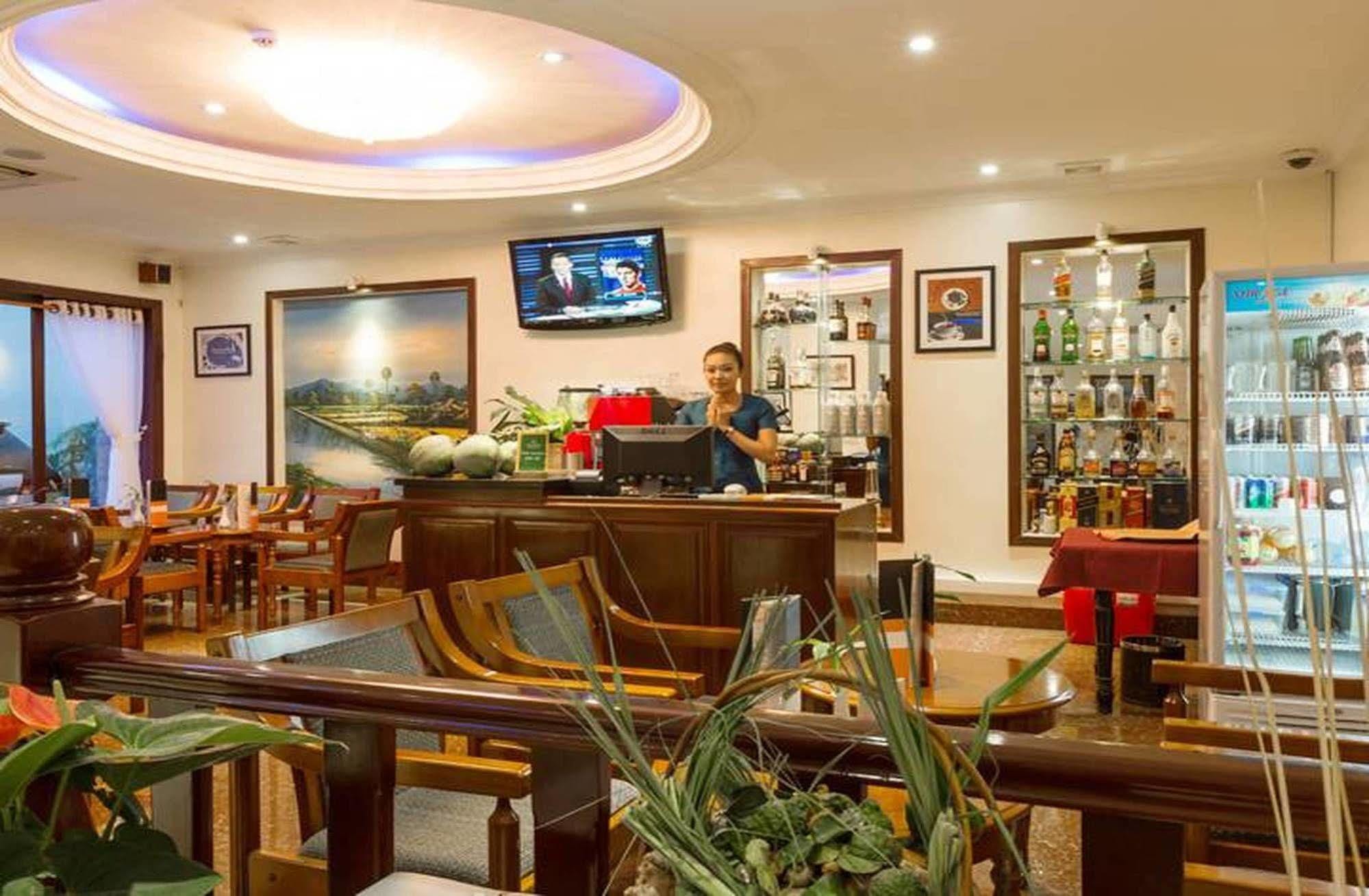 Cardamom Hotel&Apartment Phnom Penh Exterior foto