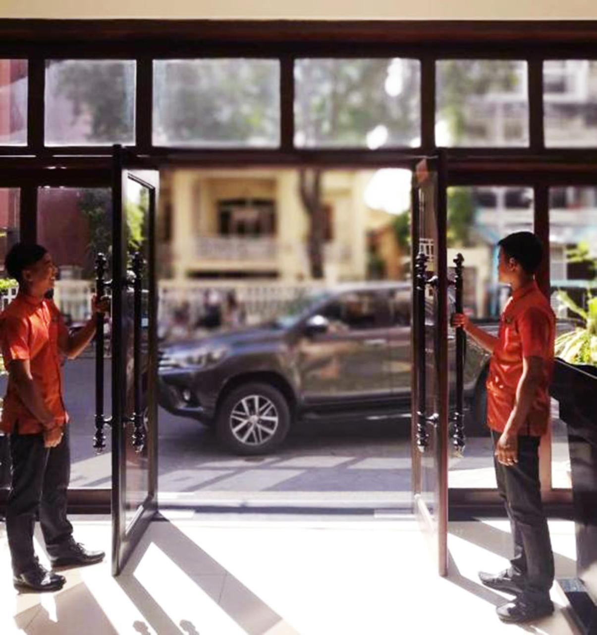 Cardamom Hotel&Apartment Phnom Penh Exterior foto