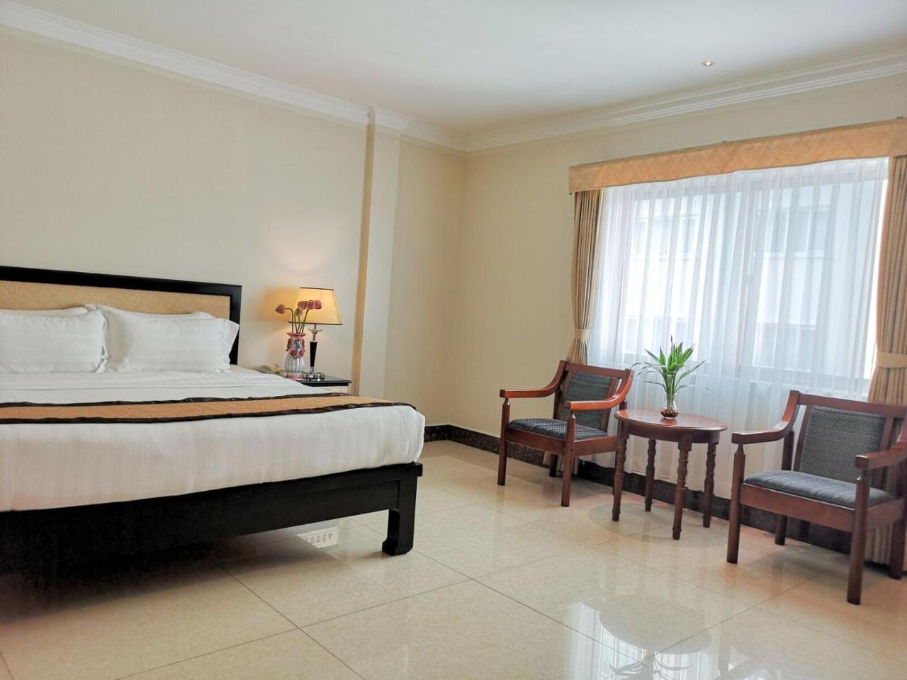 Cardamom Hotel&Apartment Phnom Penh Exterior foto
