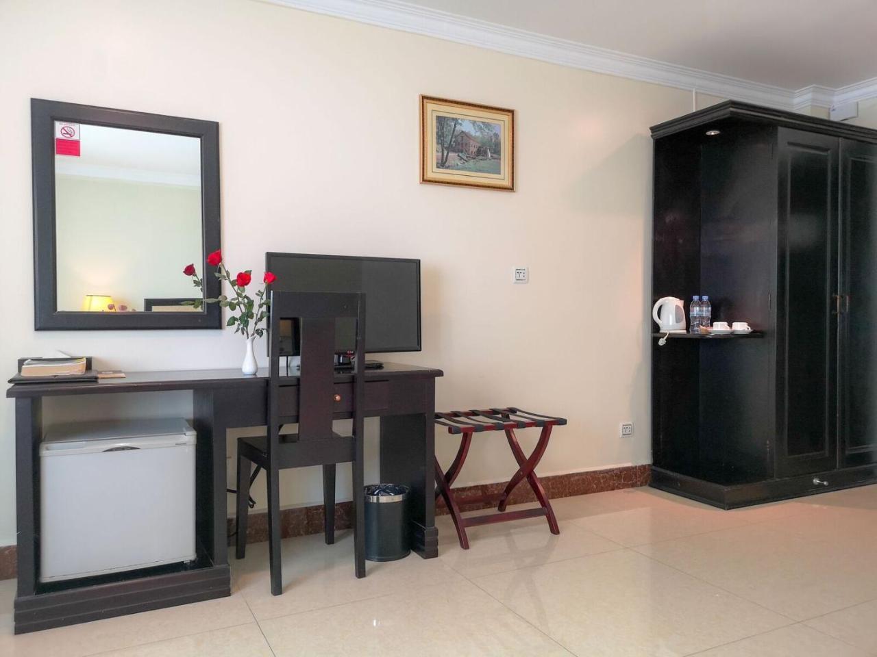Cardamom Hotel&Apartment Phnom Penh Exterior foto