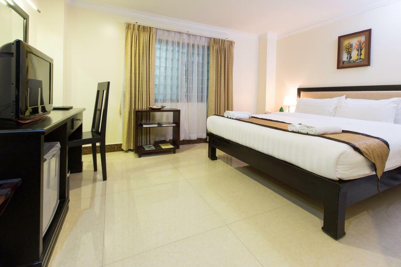 Cardamom Hotel&Apartment Phnom Penh Exterior foto